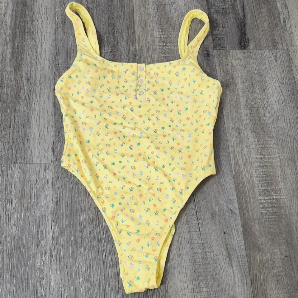 New!Frankie's Bikinis‎ x Pamela Anderson Collab One Piece Swimsuit